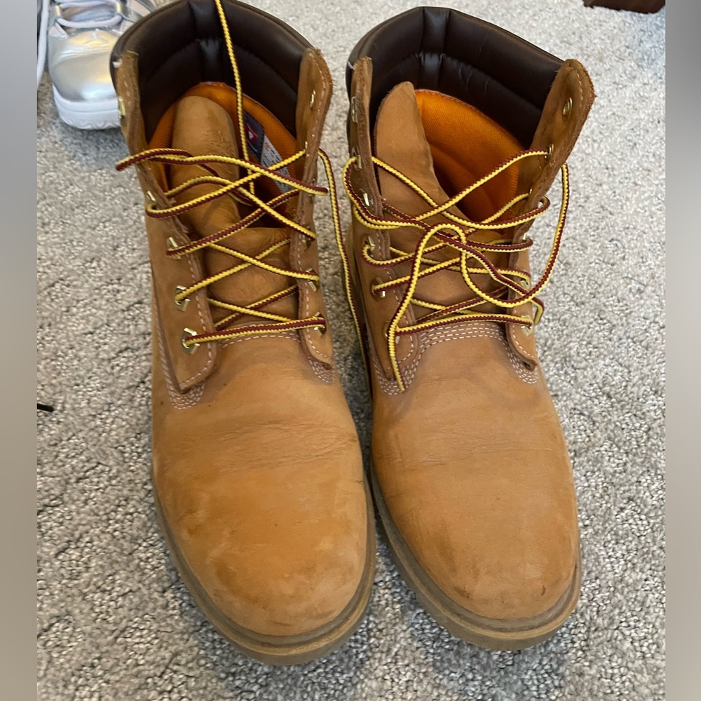Timberland Boots 7.5 Women’s